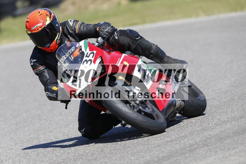 /Archiv-2025/48 25.08.2025 Cornu Master School ADR/rot-rouge/35